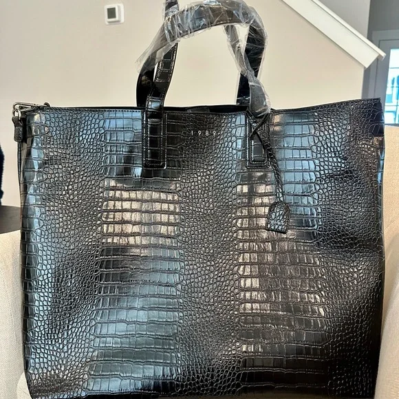 Croc-Embossed Black Faux Leather Tote Bag - Picture 1 of 3
